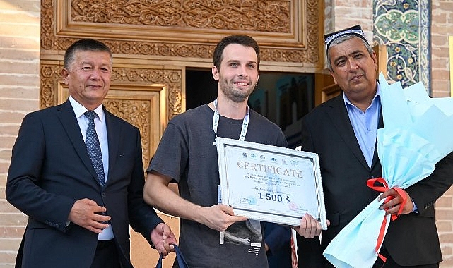 Özbekistan'da uluslararası düzeyde düzenlenen el sanatları festivaline, Menemen özel davetle