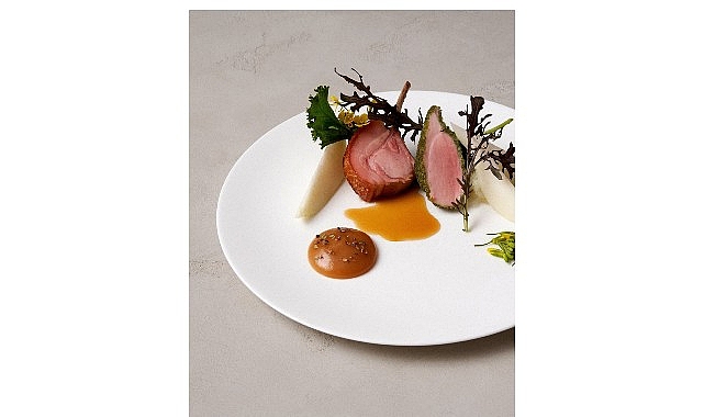 Dünyaca ünlü Michelin yıldızlı Hide London restoranının Executive Şefi Josh Angus, 21-22