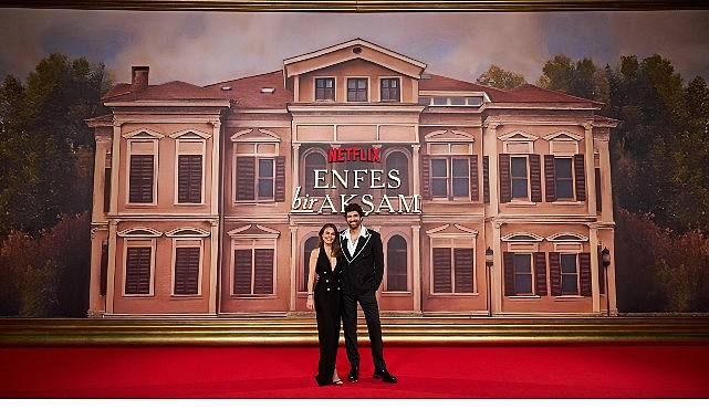 Netflix’in merakla beklenen ve 10 Ekim'de yayınlanacak Enfes Bir Akşam dizisinin lansmanı