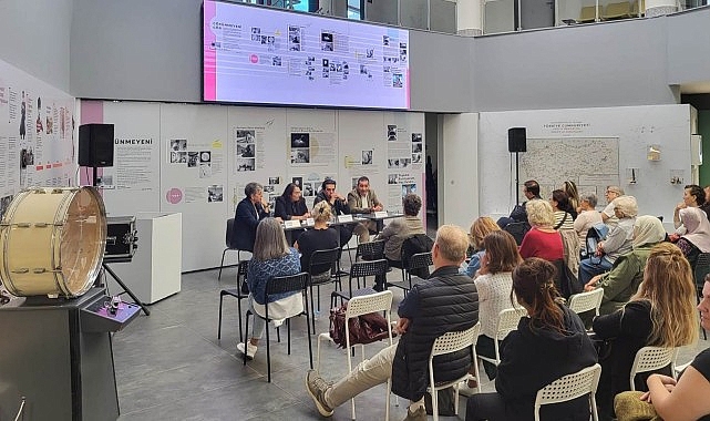 Nilüfer Belediyesi, Meme Kanseri Farkındalık Ayı kapsamında düzenlediği söyleşide uzman