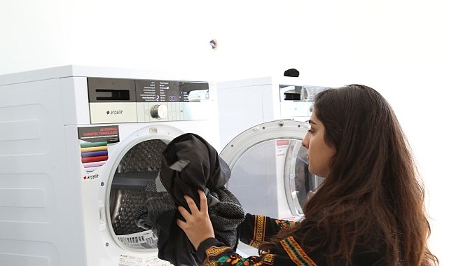 İBB, üniversite öğrencilerine sunduğu yurtlarla barınma standartlarını yeniden tanımlıyor.