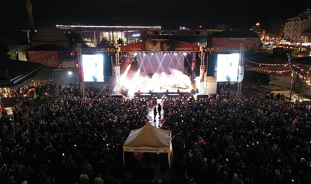 Osmangazi Belediyesi, 29 Ekim Cumhuriyet Bayramı kutlamaları kapsamında muhteşem bir