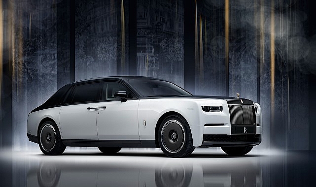 100 yıldır Phantom, dünyanın en etkili isimleri tarafından tercih edilen,