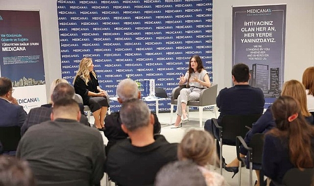 Çeşme Belediye Başkanı Lâl Denizli, Medicana Sohbetleri kapsamında düzenlenen “Sezonun