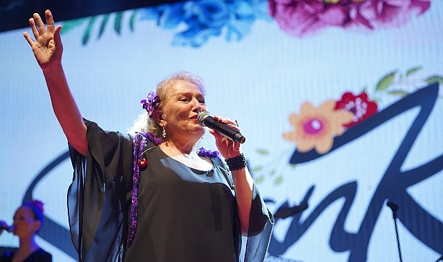Bu yıl 20’ncisi düzenlenen Uluslararası Zeytin Hasat ve Turizm Festivali’nin