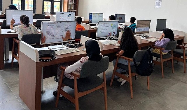 Kocaeli Büyükşehir Belediyesi, öğrencilerin ara tatillerini verimli geçirebilmeleri için 7