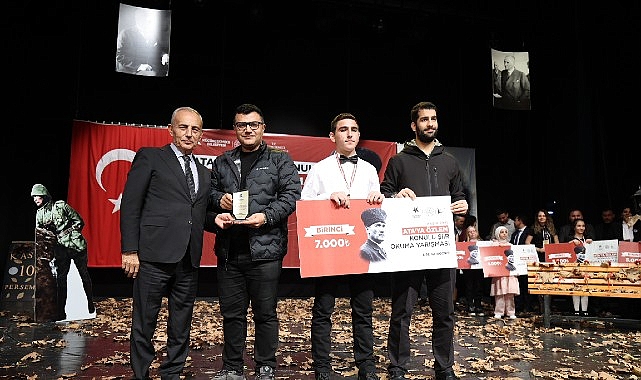 Küçükçekmece Belediyesi tarafından Cumhuriyetimizin kurucusu Gazi Mustafa Kemal Atatürk’ün hatırasını