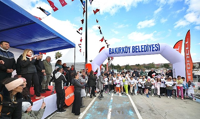 Bakırköy Belediyesi, Merrell ortaklığıyla “24 Kasım Öğretmenler Günü Koşusu” düzenleyecek.
