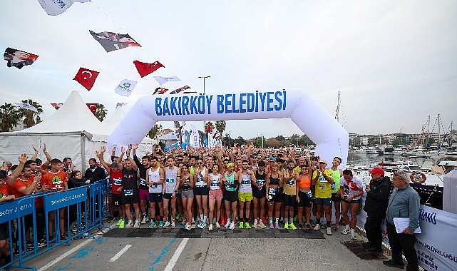 Bakırköy Belediyesi’nin bu yıl ikincisini düzenlediği “24 Kasım Öğretmenler Günü