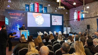 İzmir Büyükşehir Belediye Başkanı Dr.