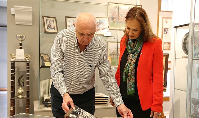 Karşıyaka Belediye Başkanı Yıldız Ünsal, İzmir’in ilk Türk spor kulübü