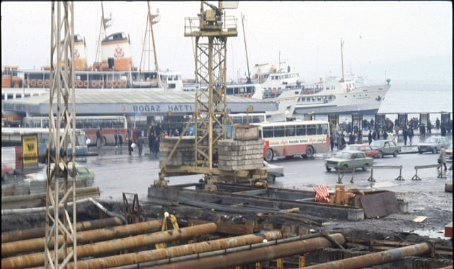 Garanti BBVA tarafından kurulan Salt, fotoğrafçı ve foto muhabiri Yıldız Çelik’in arşivini erişime