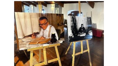 “Öğretmenler Dünü” Fotoğraf Sergisi, Selçuk Efes Kent Belleği’nde ziyaretçilerini ağırlamaya