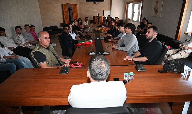 Erasmus programı kapsamında Kemer’e gelen ve aralarında Bulgaristan, Estonya, İtalya,