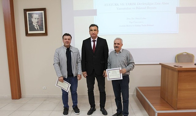 Ege Üniversitesinde düzenlenen (EÜ) "Cumhuriyet ve Atatürk" etkinlikleri kapsamında Ege