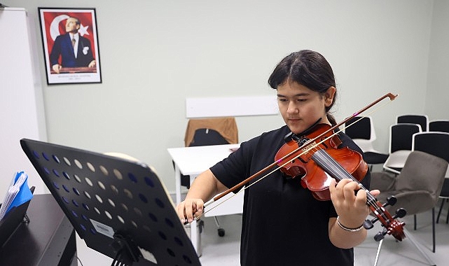      Antalya Büyükşehir Belediyesi İsmail Baha Sürelsan
