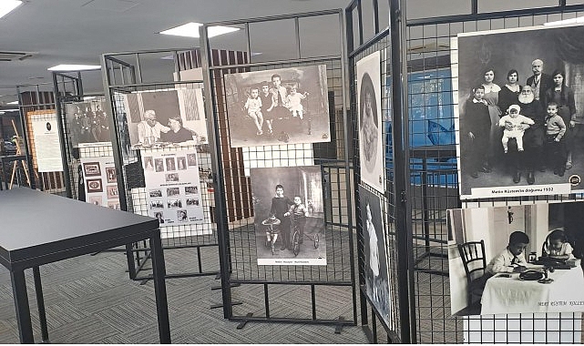 İzmirli fotoğraf sanatçısı ve koleksiyoncu Hamza Rüstem’in torunu Mert Rüstem,