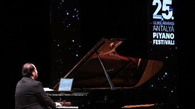 ​Antalya Büyükşehir Belediyesi ev sahipliğinde düzenlenen 25.