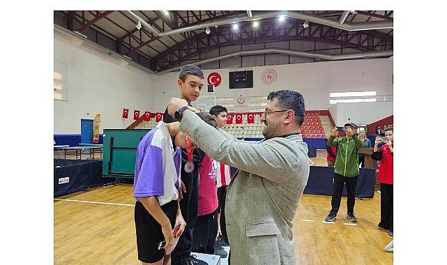 Gölcük’te 10 Kasım Atatürk'ü Anma Günü ve Atatürk Haftası kapsamında