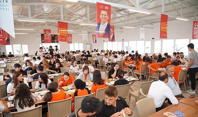 Ayvalık Belediye Başkanı Mesut Ergin’in çok önem verdiği sosyal sorumluluk