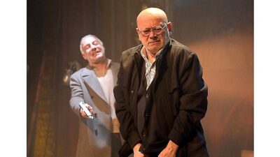 İstanbul Büyükşehir Belediyesi Şehir Tiyatroları, tiyatro sezonunun yeni haftasında 15