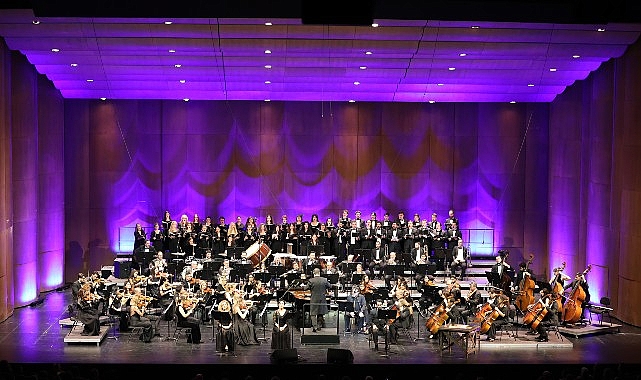 İstanbul Devlet Senfoni Orkestrası DenizBank Konserleri, elli yedi yıllık yaşamında ölümsüz