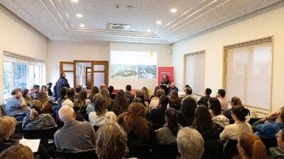 İzmir Büyükşehir Belediyesi’nin öncülüğünde Şato binasının Güzel İzmir Hareketi Etkinlik