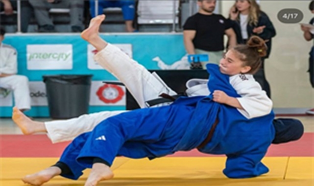 İzmir Büyükşehir Belediyesi Spor Kulübü Judo Takımı, genç sporcularla yakaladığı