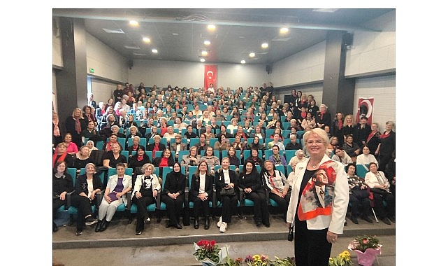 Nilüfer Belediyesi’nin 10 Kasım Atatürk’ü Anma Günü kapsamında düzenlediği özel