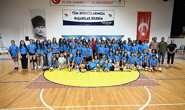 Kemer Belediyesi, açtığı ücretsiz kick boks, karate, basketbol, voleybol ve