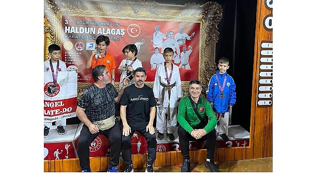 Kemer Belediyesi Karate Takımı, Denizli’de katıldığı 3.