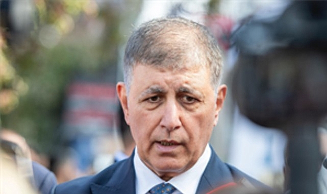 İzmir Büyükşehir Belediye Başkanı Dr.