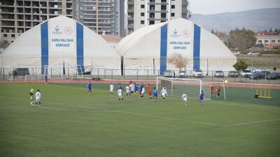 Bölgesel Amatör Lig (BAL) temsilcimiz Kahramankazan Belediyespor, evinde Bilecik temsilcisi
