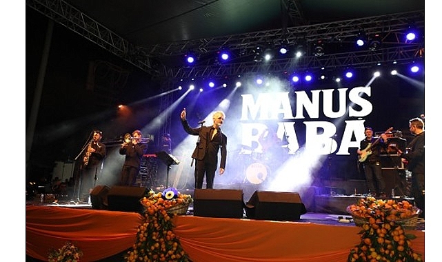 Menderes Belediyesi'nin düzenlediği Geleneksel Gümüldür Özdere Mandalina Festivali 3 gün