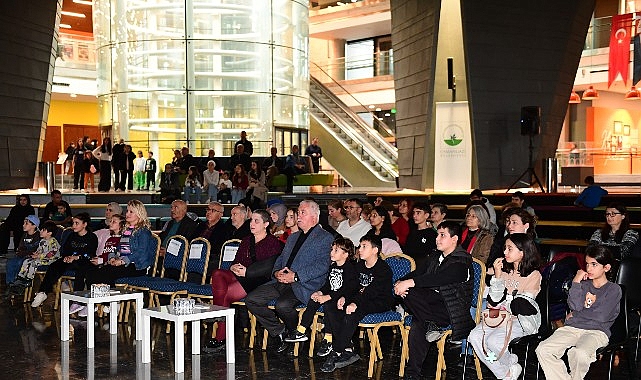 Osmangazi Belediyesi tarafından Cumhuriyetimizin kurucusu Gazi Mustafa Kemal Atatürk’ü Anma