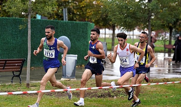 Osmangazi Belediyespor Atletizm Takımı sporcuları, Türkiye Kros Şampiyonası ve Ömer