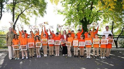 Sonbaharda Sanat Atölyesi ile doğa sevgisini küçük yaşlardan itibaren yeşerten