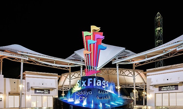 Suudi Arabistan, 2025 sonunda kapılarını açacak Aquarabia ve Six Flags