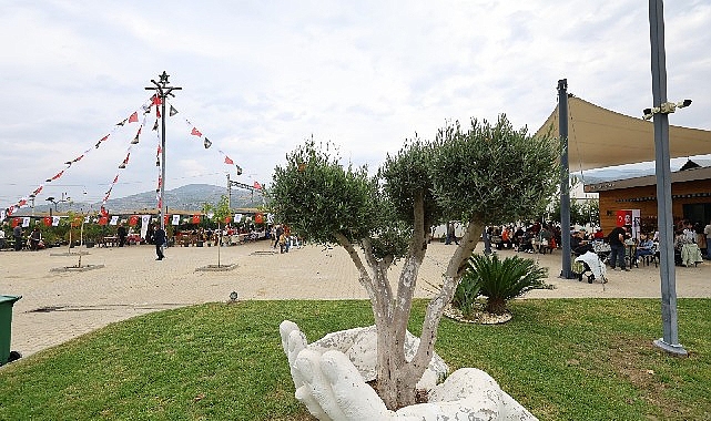 Efes Selçuk Belediyesi, her pazar Efes Tarlası Yaşam Köyü’nde düzenlendiği