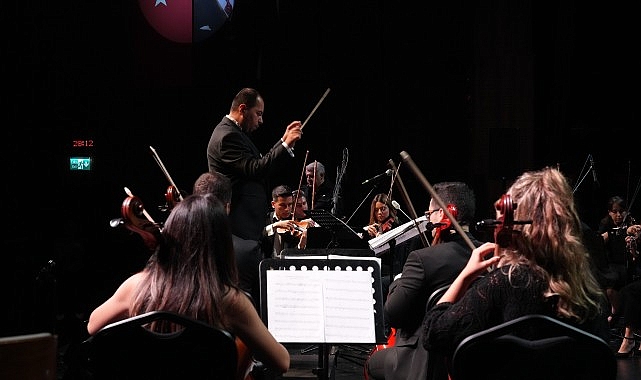 Kocaeli Büyükşehir Oda Orkestrası, dinleyicisini kırmadı.