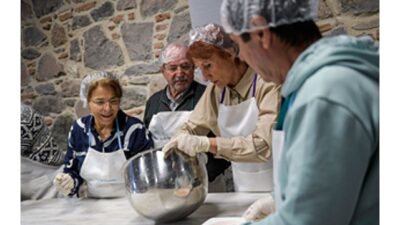 İzmir Büyükşehir Belediyesi tarafından 60 yaş ve üstü yurttaşlar için