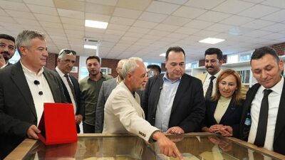 Manisa Büyükşehir Belediyesi ile İzmir Kitap Gönüllüleri iş birliğiyle hayata