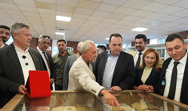 Manisa Büyükşehir Belediyesi ile İzmir Kitap Gönüllüleri iş birliğiyle hayata