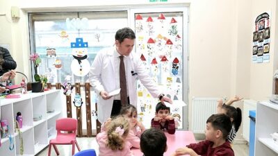 Osmangazi Belediyesi’nin kreşlerinde düzenlenen Meslek Tanıtım Günleri kapsamında Osmangazi Belediye