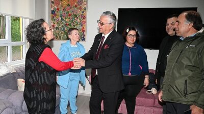 Kemer Belediye Başkanı Necati Topaloğlu, Kemer Belediyesi Mola Evi’nde engelli