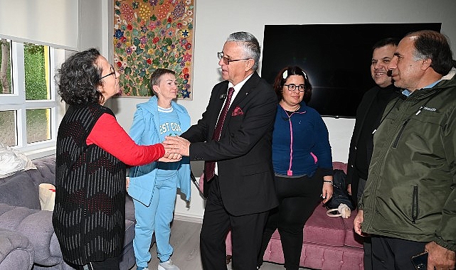 Kemer Belediye Başkanı Necati Topaloğlu, Kemer Belediyesi Mola Evi’nde engelli
