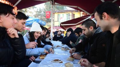 Osmangazi Belediyesi, farklı şehirlerden Bursa’ya gelen öğrenciler için hayata geçirdiği