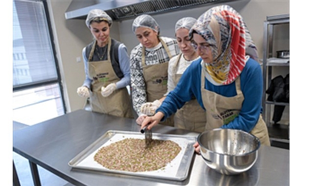 İzmir Büyükşehir Belediyesi, çölyak hastası çocuklara yönelik yeni yıl etkinliği