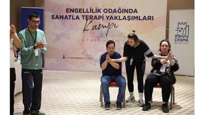 Engelli bireyler ve ebeveynlerinin katılımıyla gerçekleştirilen programda üç gün boyunca
