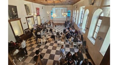 İzmir’in farklı üniversitelerinden tasarım öğrencileri, Avrupa Birliği’nin destek sağladığı Re-Value